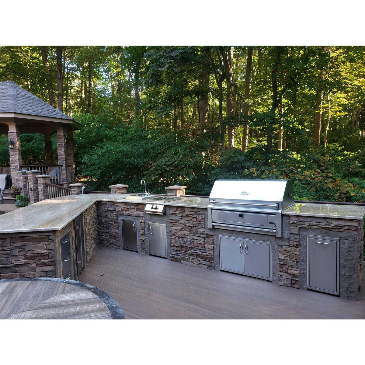 Faux Stone Veneer J97615