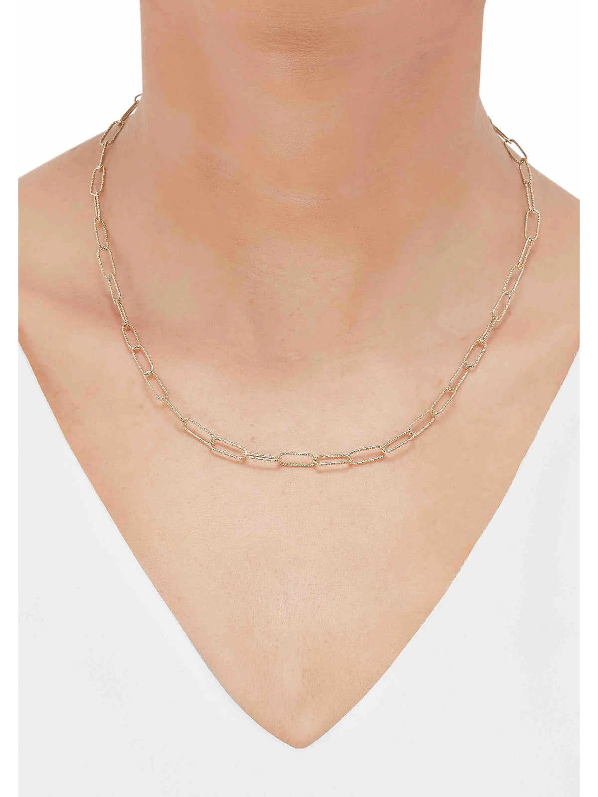 4.3mm Textured Paperclip Chain Necklace in 10kt Yellow Gold, 18" S563101