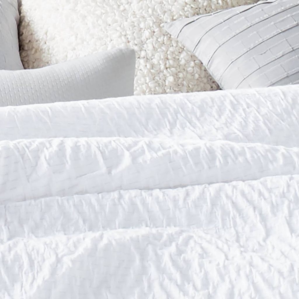 White King Crinkle Duvet Cover A15654