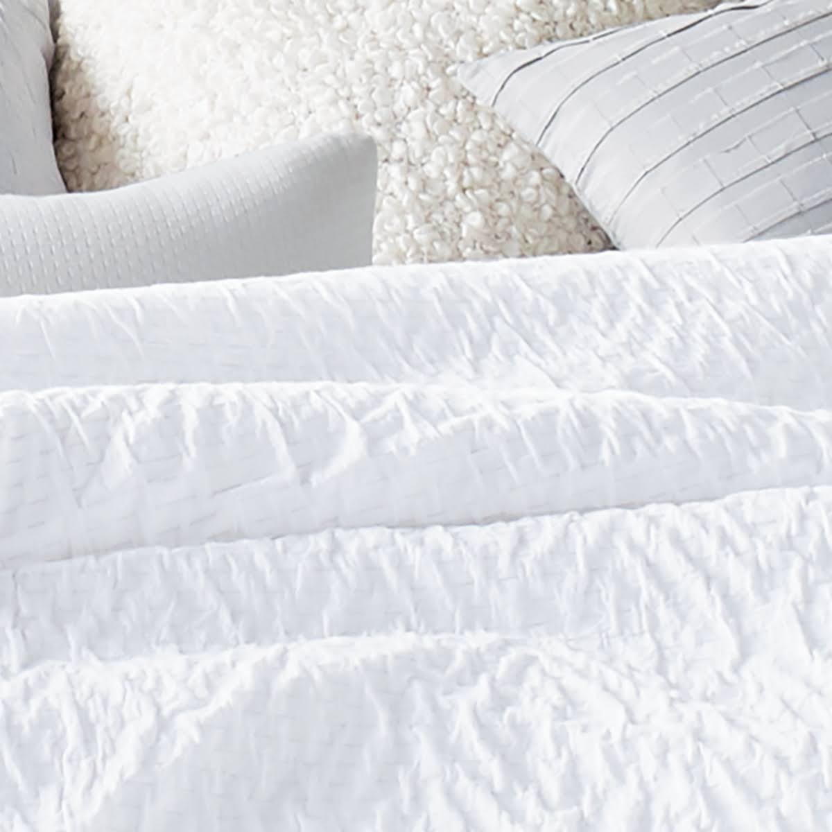 White King Crinkle Duvet Cover A15654