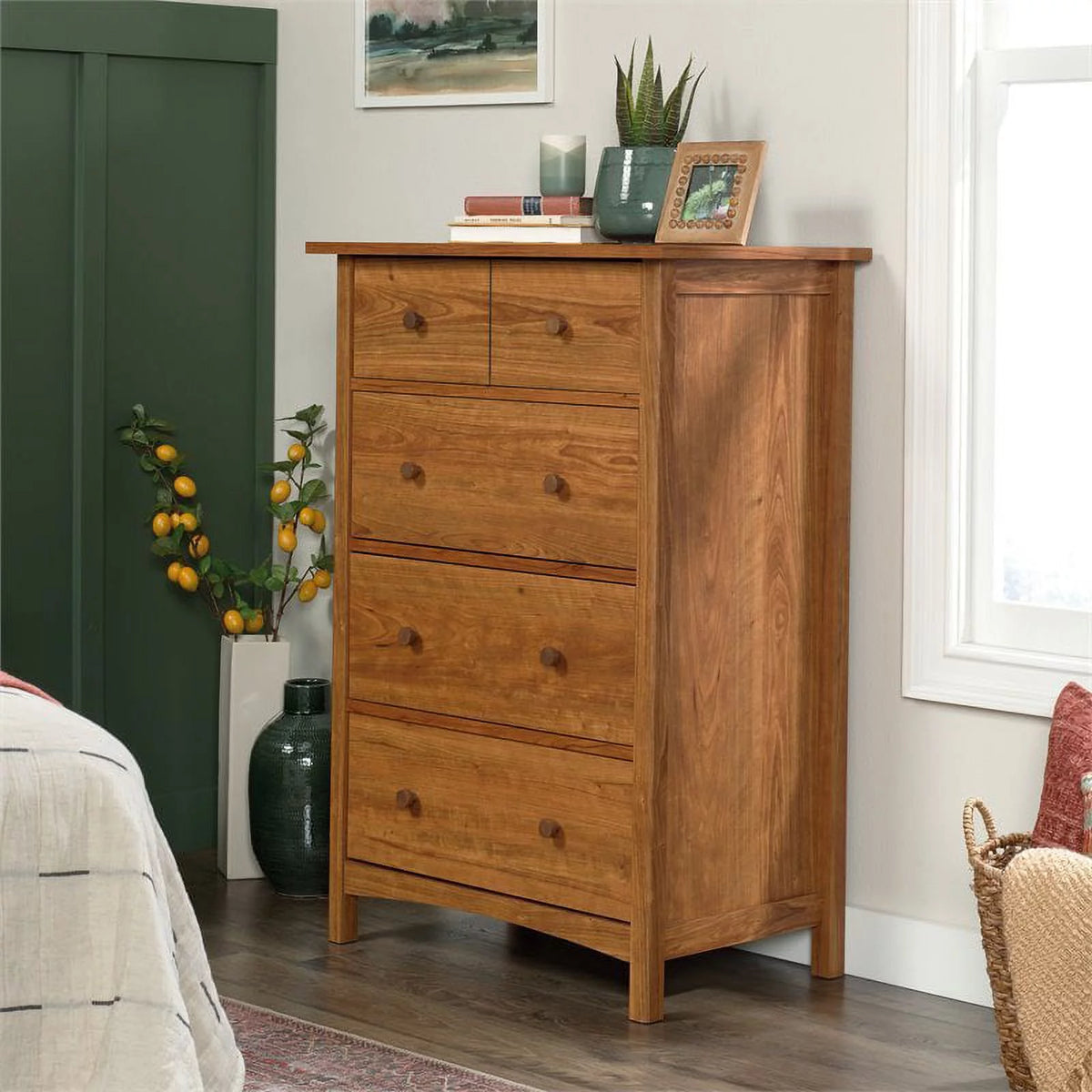 Engineered Wood 4-Drawer Bedroom Chest Y9944