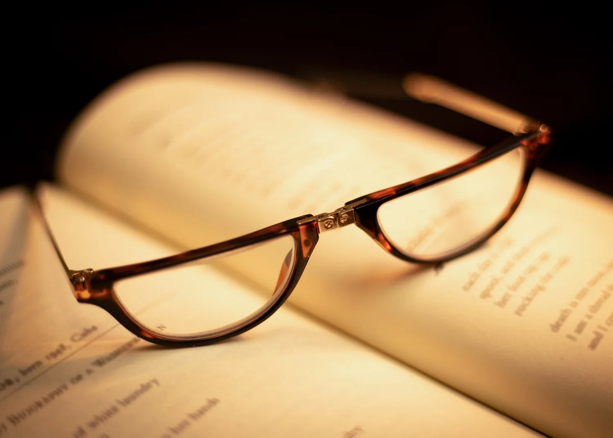 Foldable Round Tortoise Shell Reading Glasses Y561