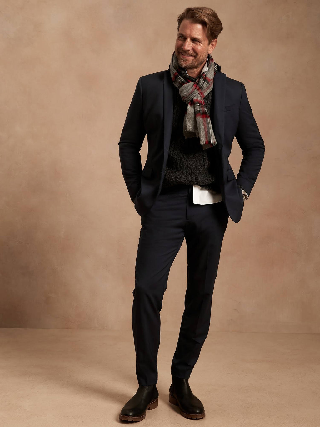 Navy Slim Italian Wool Suit Pant J260262