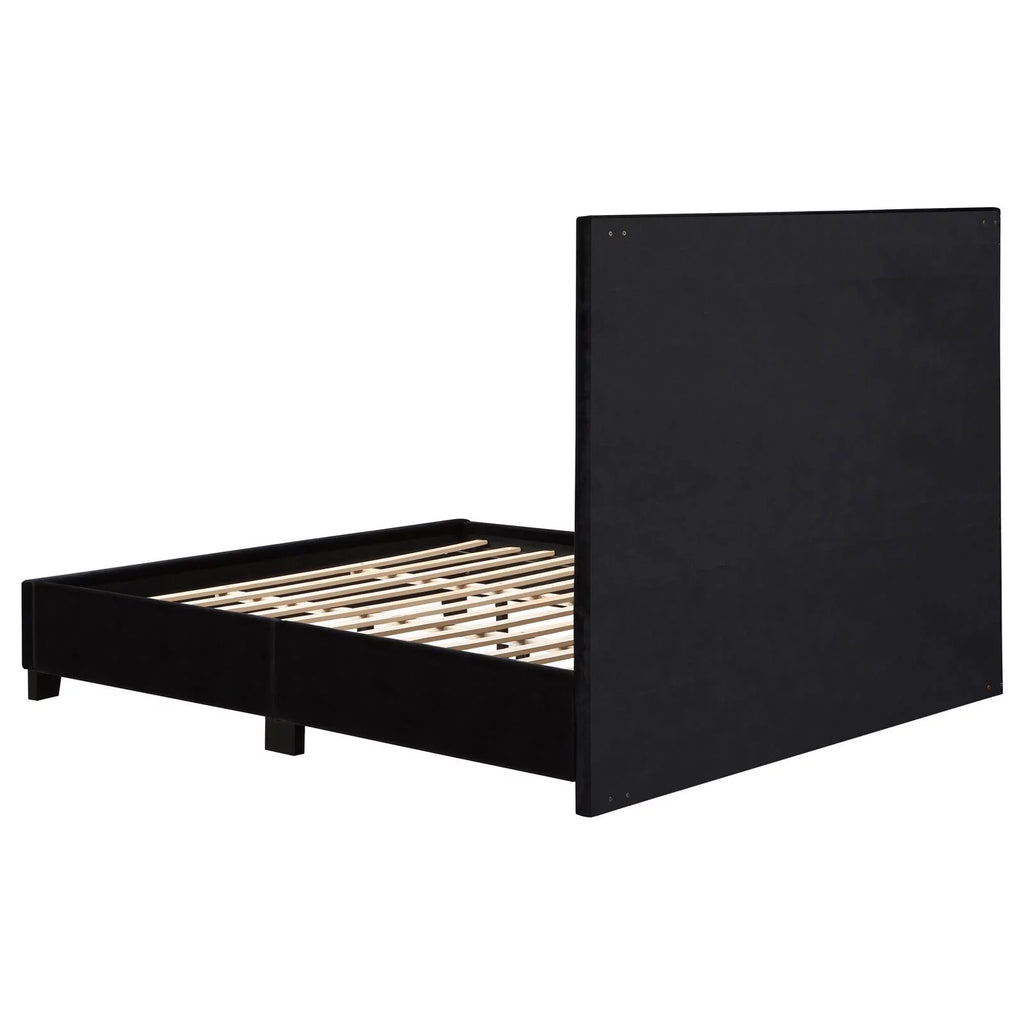 Black Upholstered Tufted Platform Eastern King Bed S67682