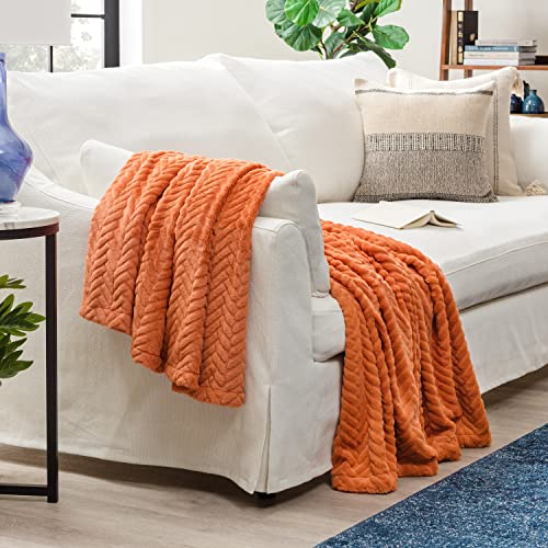 Off White Faux Fur Throw Blanket (50x65 Inches) W9764