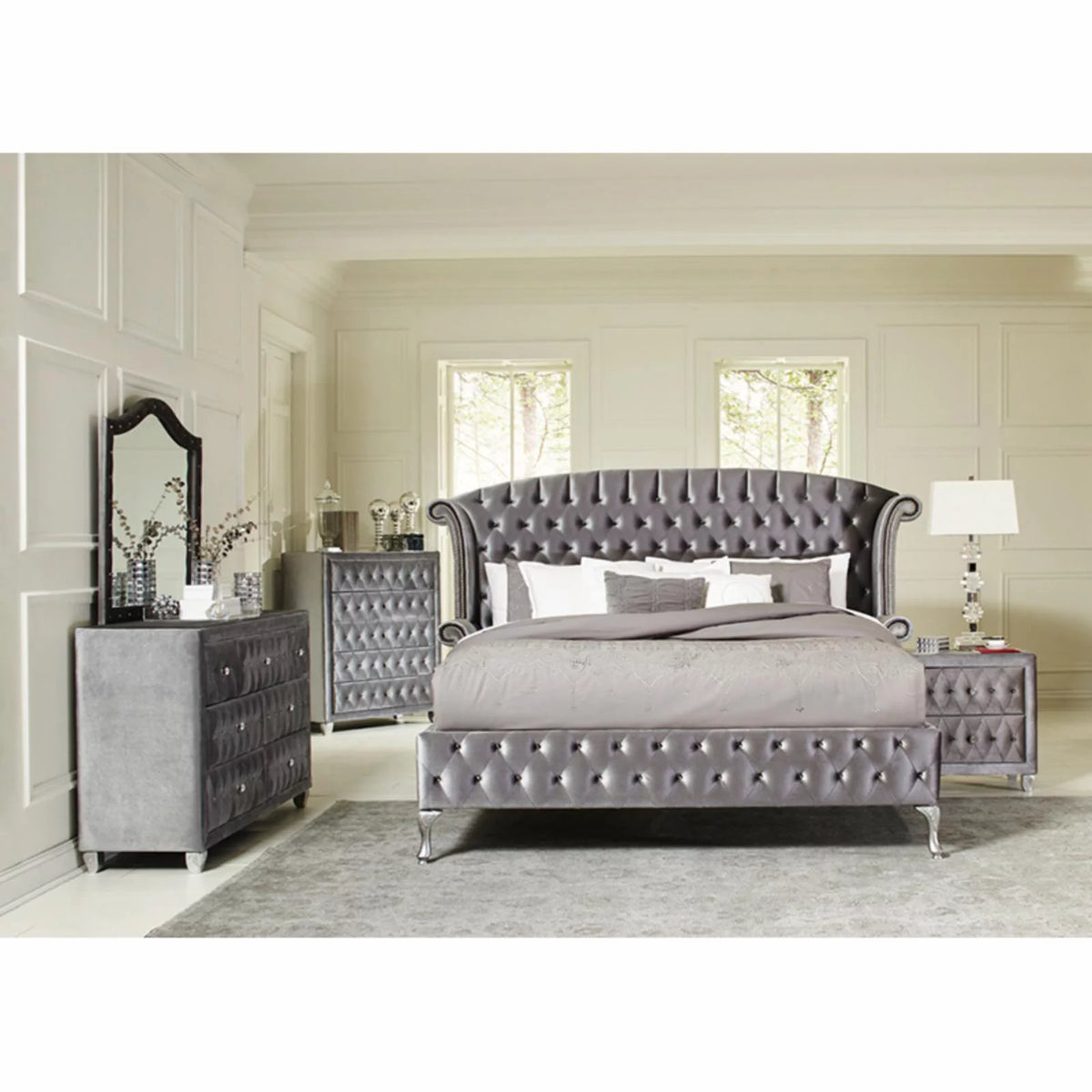 Gray Tufted Velvet Upholstered King Bed G893