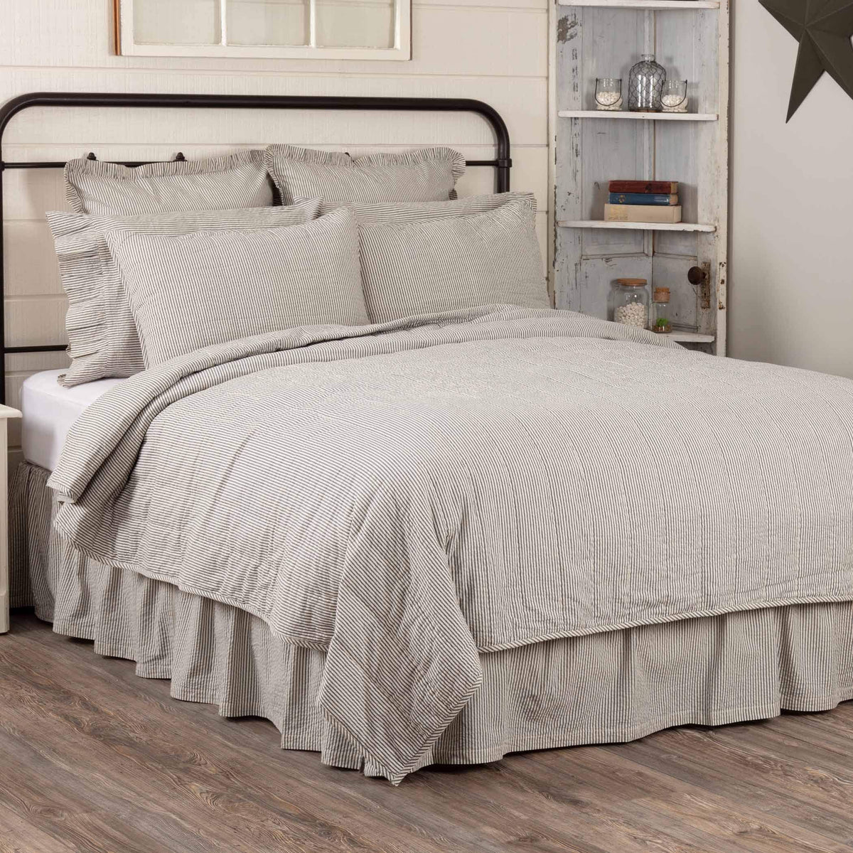 Blue Ticking Stripe Queen Quilt Coverlet U91668