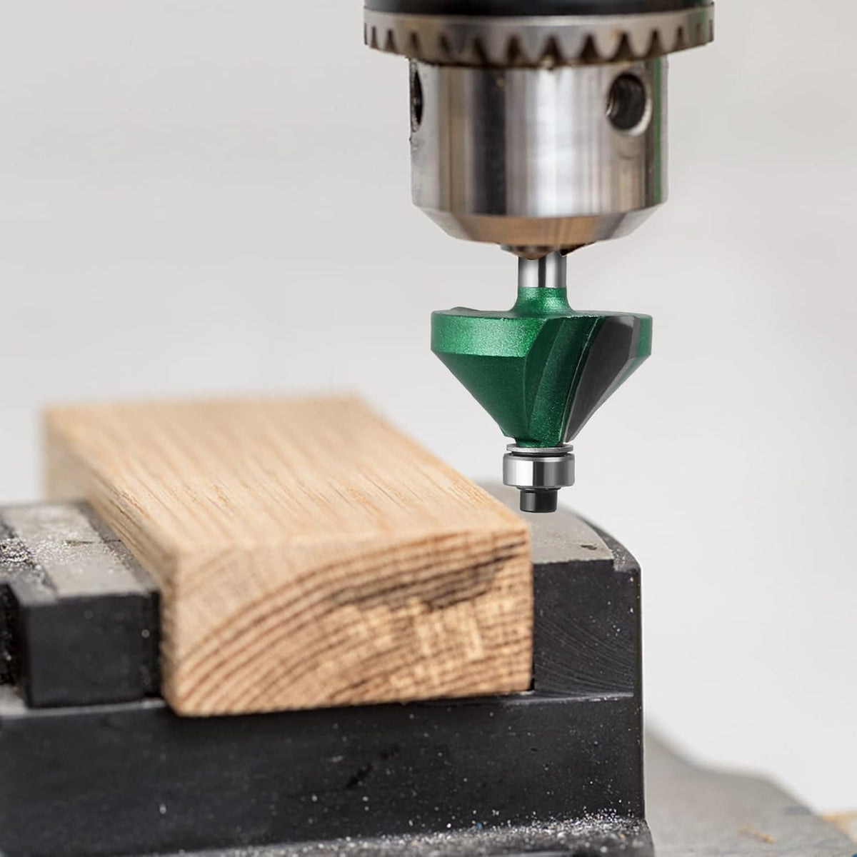40 Piece 1/4 Inch Shank Router Bit Set U694235