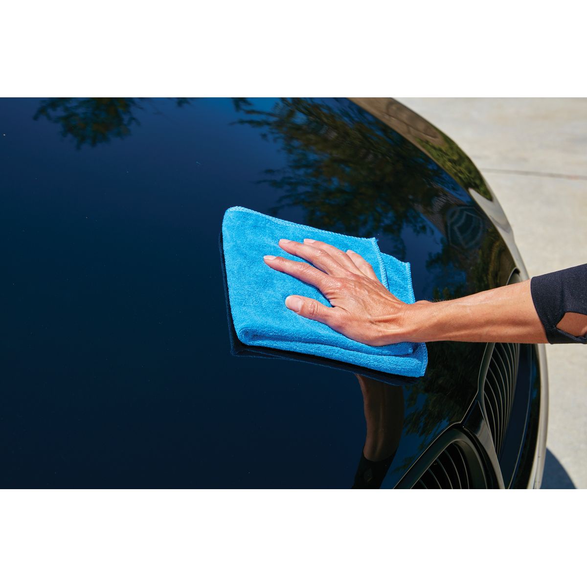 Microfiber Cleaning Cloths 12 in. x 12 in. 12-Pack Q971477