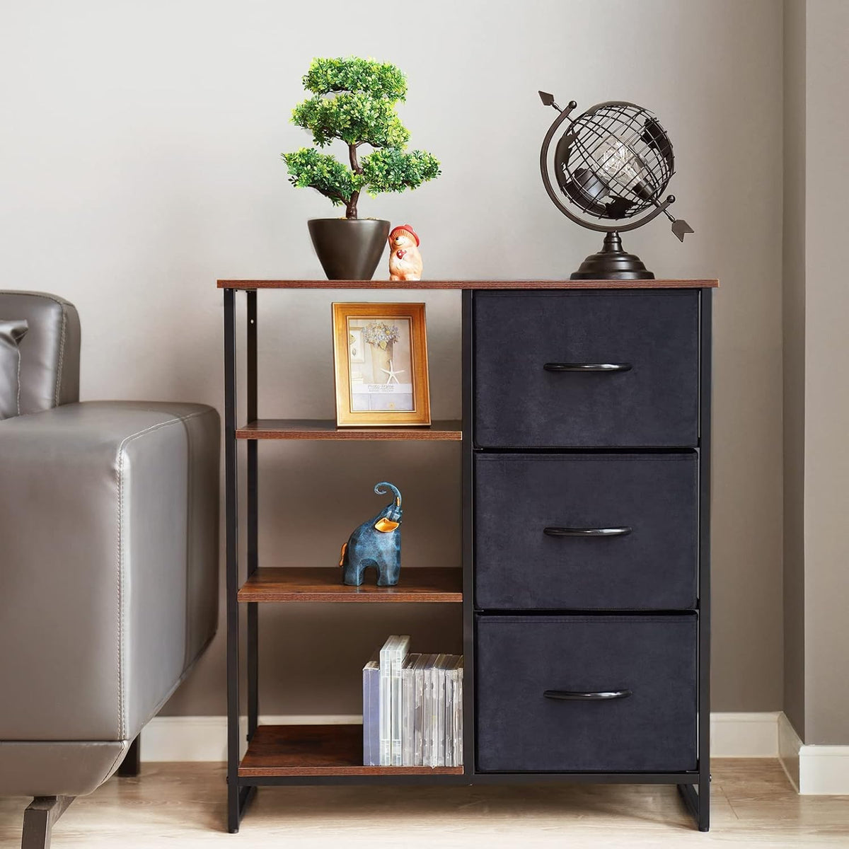 3 Drawer Dresser with Shelves G982795