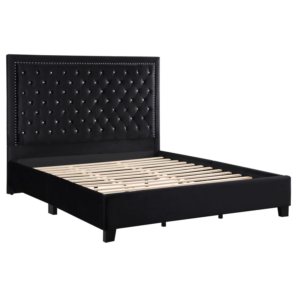 Black Upholstered Tufted Platform Eastern King Bed S67682
