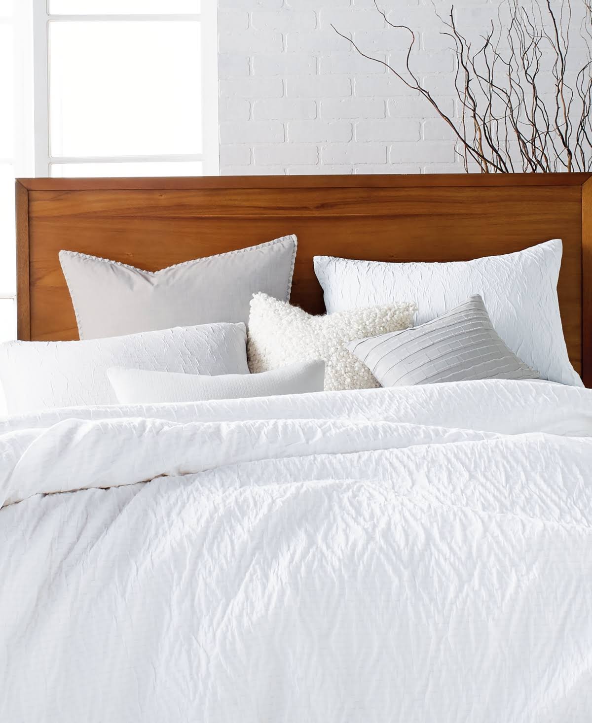 White King Crinkle Duvet Cover A15654